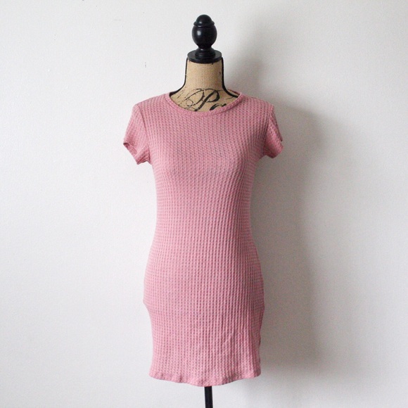 Forever 21 Large Pink Mauve Short Sleeve Waffle Knit Midi Dress - Picture 1 of 6